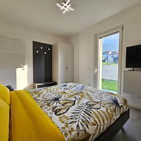 Tarca - Colico, Βίλα Colico