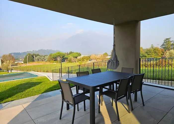 빌라 Tarca - Colico, *